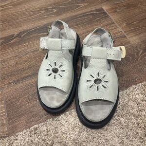 Dr. Martens Dunnet Flower Sandals